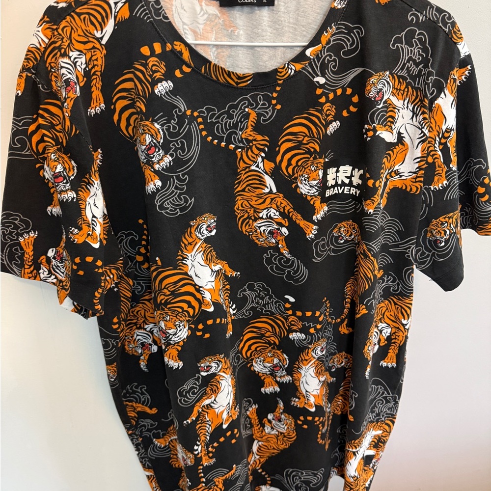 Men's Short Sleeve Tiger Graphic Tee - Black/Orange